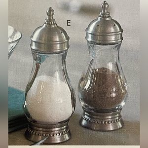 NIB Southern Living at Home Astoria Salt and Pepper shakers